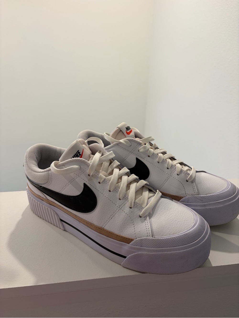 Women’s Nike Court Legacy Lift